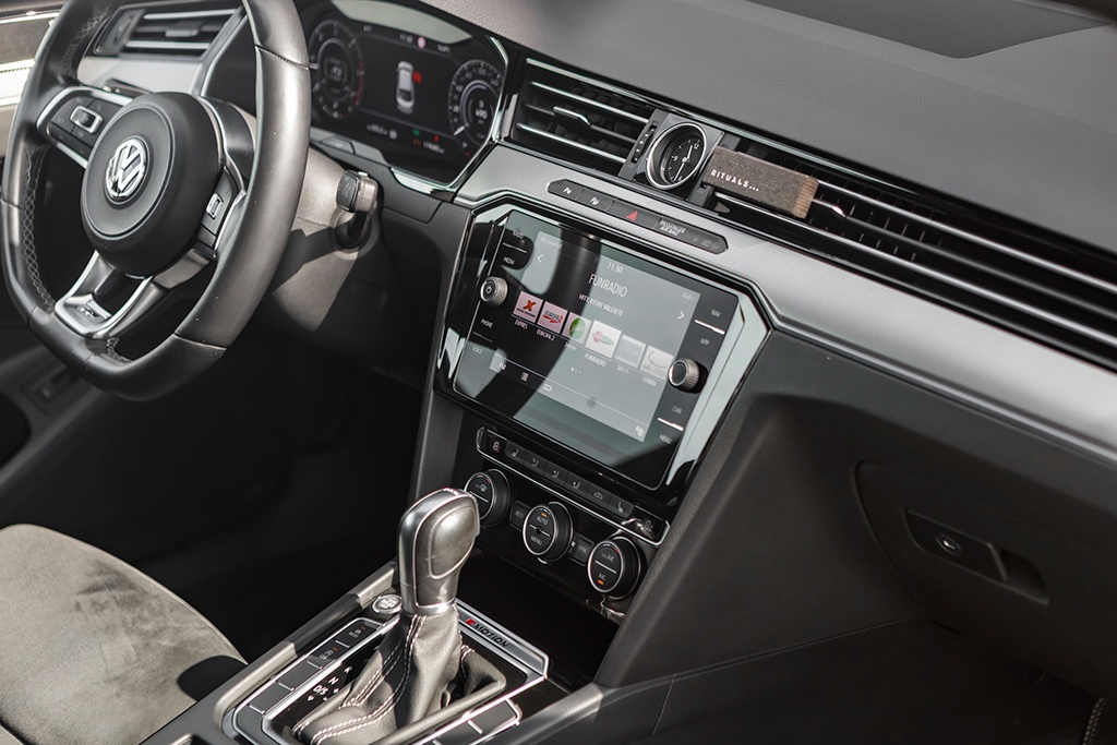 Volkswagen Arteon R-line 2.0TDI 140kW DSG7 4Motion 11/2018 - 12