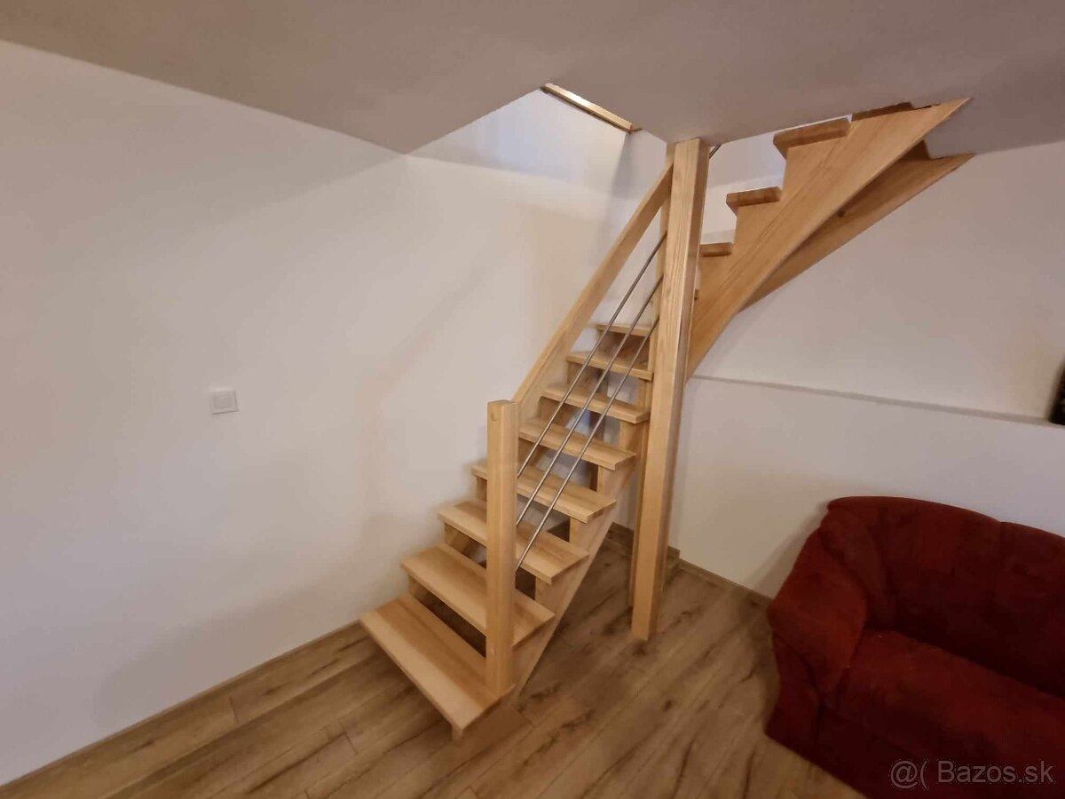 Drevené schody - výroba a montáž - 12