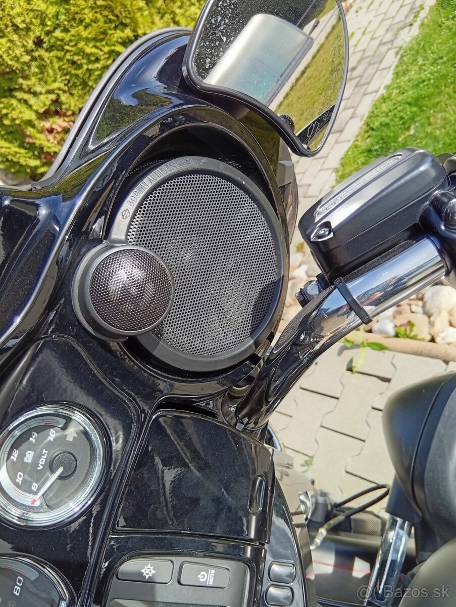 Harley Davidson Ultra Limited FLHTK - 12