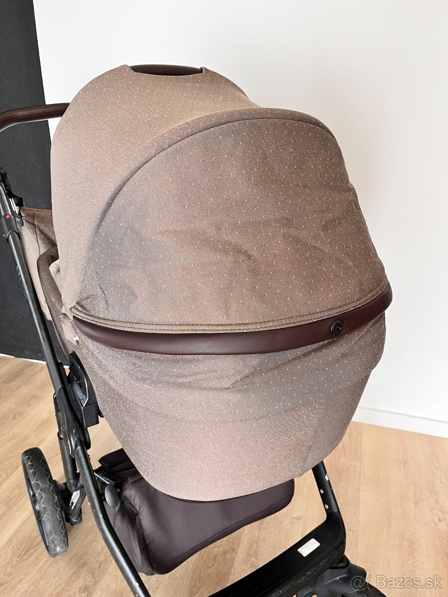 Roan Bloom hnedý - 12