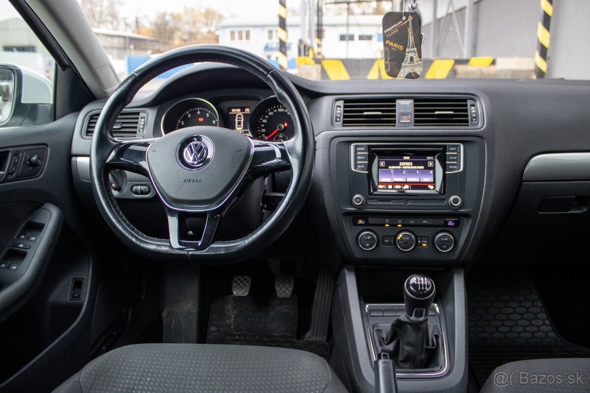 Volkswagen Jetta 1.2TSI 77kW M6 2018 - 12