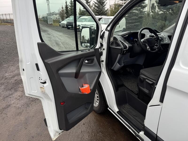 Prodám Ford Transit Custom 2.2TDCi,92kw,klima,TZ:2.5t, - 12