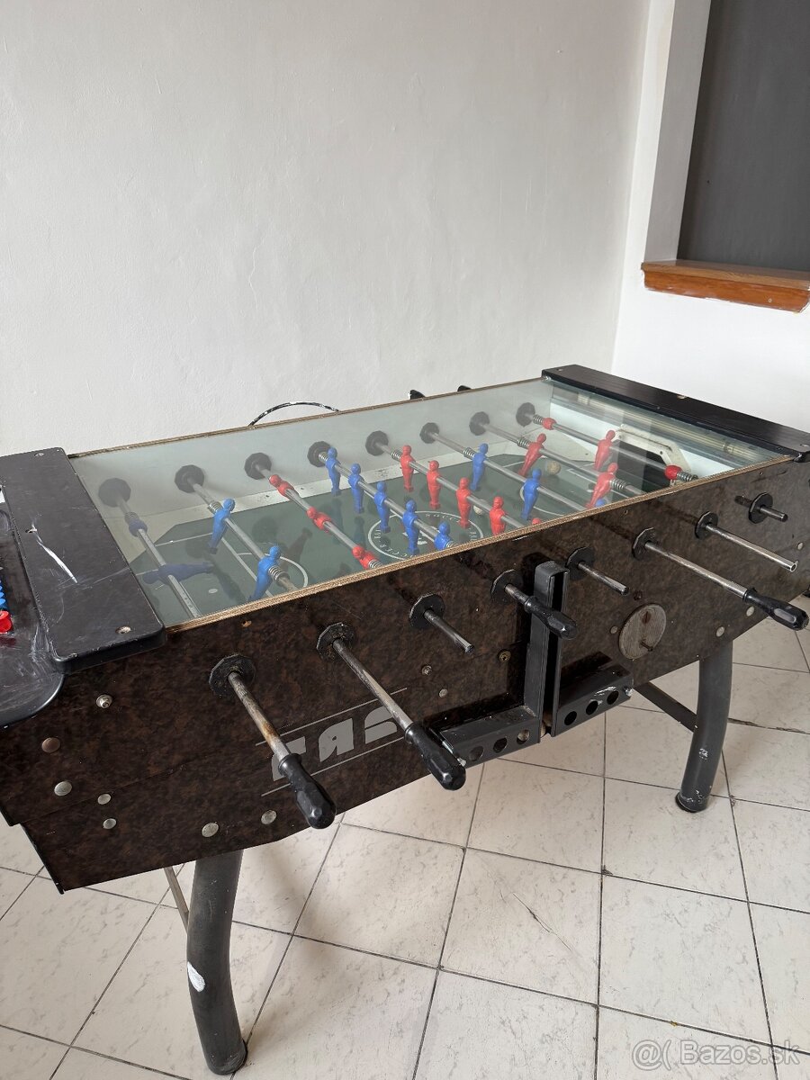 Prenájom baru v Brezne na námestí - 12