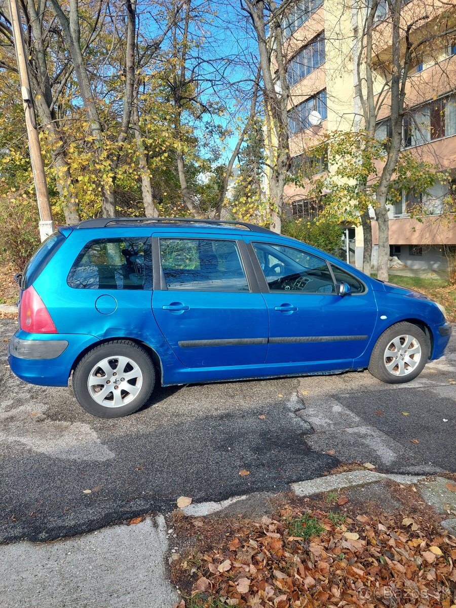 Peugeot 307 Break (kombi) - spoľahlivé auto - 12