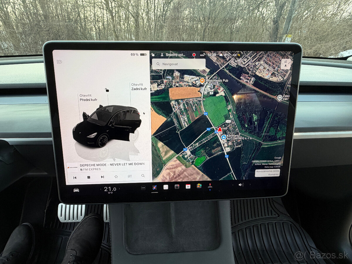 Tesla Model Y DUAL MOTOR 4x4 PERFORMANCE - 12