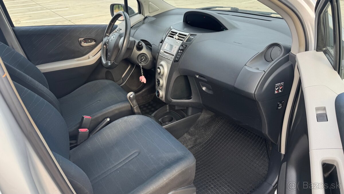 Toyota yaris 1,4 D Limited edition - 12