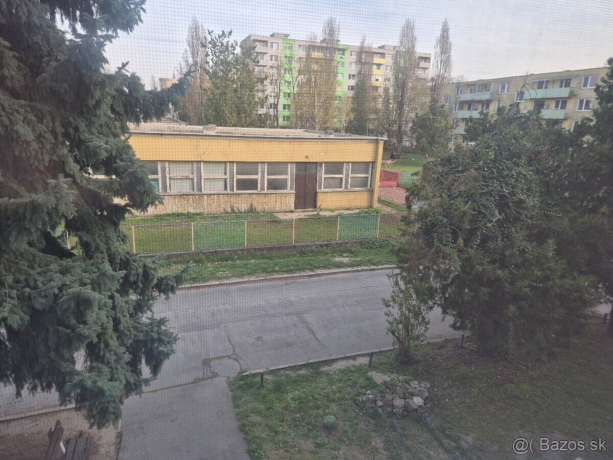 Garzónka na predaj – Sídlisko VII. - 12