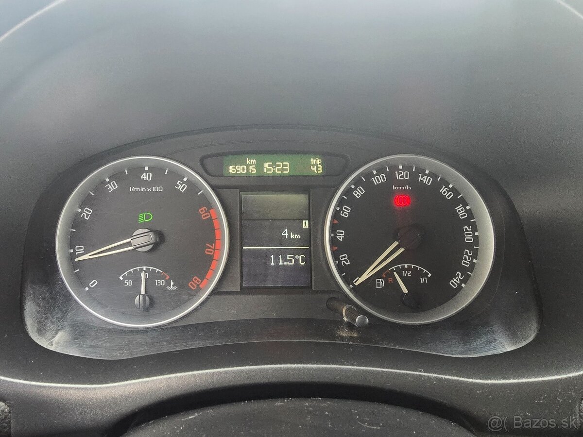 Škoda Fabia2 1.4benzin,169 000km,slovenské auto - 12