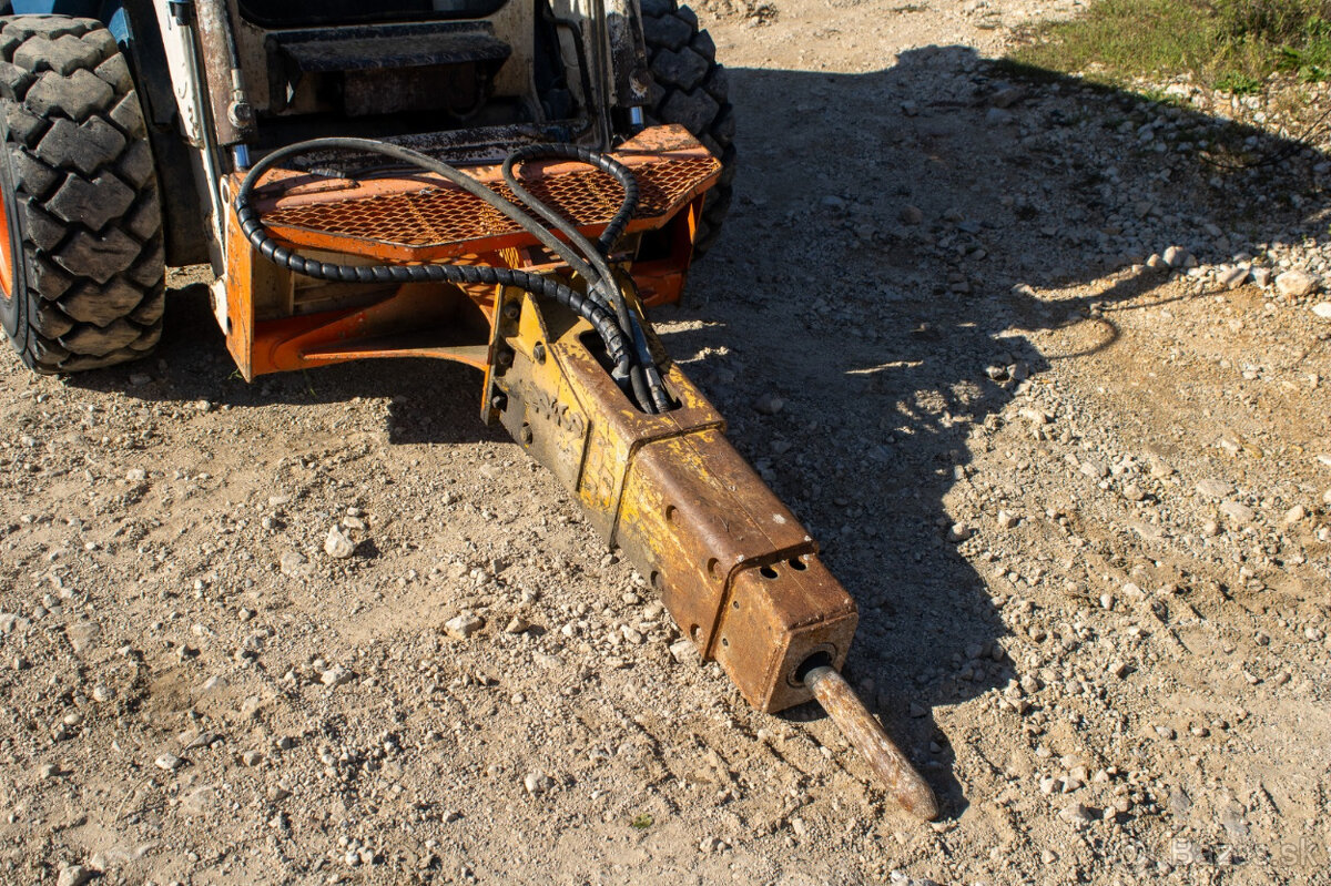 Šmykom riadený nakladač Novotny B 961+ príslušenstvo odp.DPH - 12