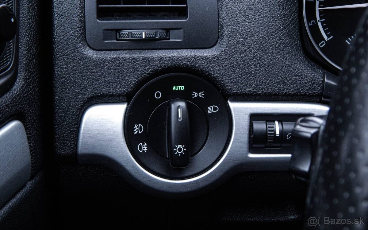 Škoda Octavia Combi RS 2.0 TDI - 12