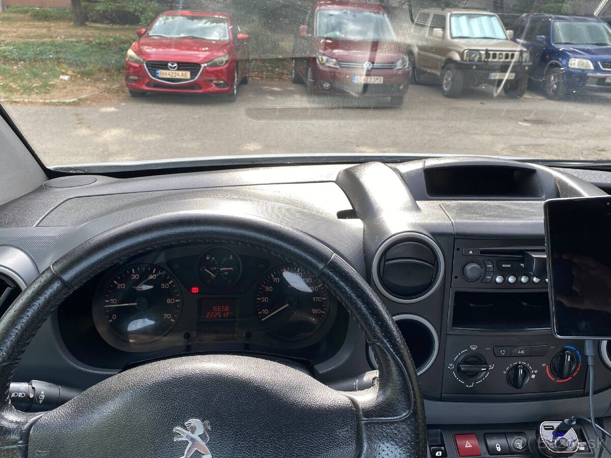 Peugeot Partner 1.6 HDi - 12