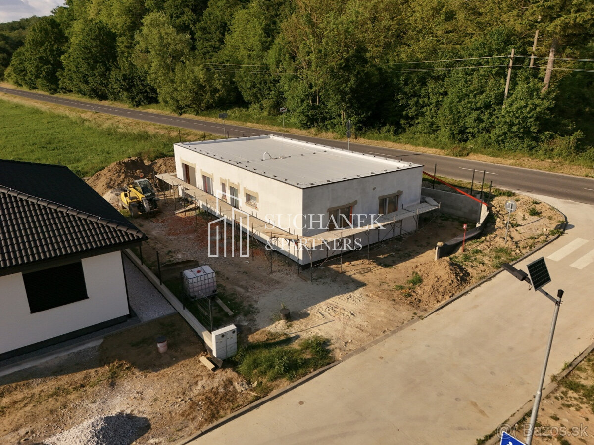 Predaj | Rodinný dom Uhrovec - 12