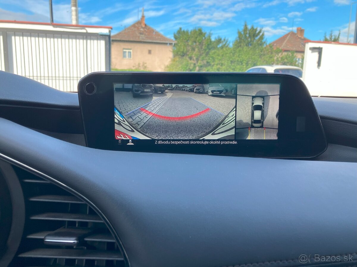 Mazda 3 2.0 Skyactiv 90kW G122 Plus A/T BENZÍN - 12