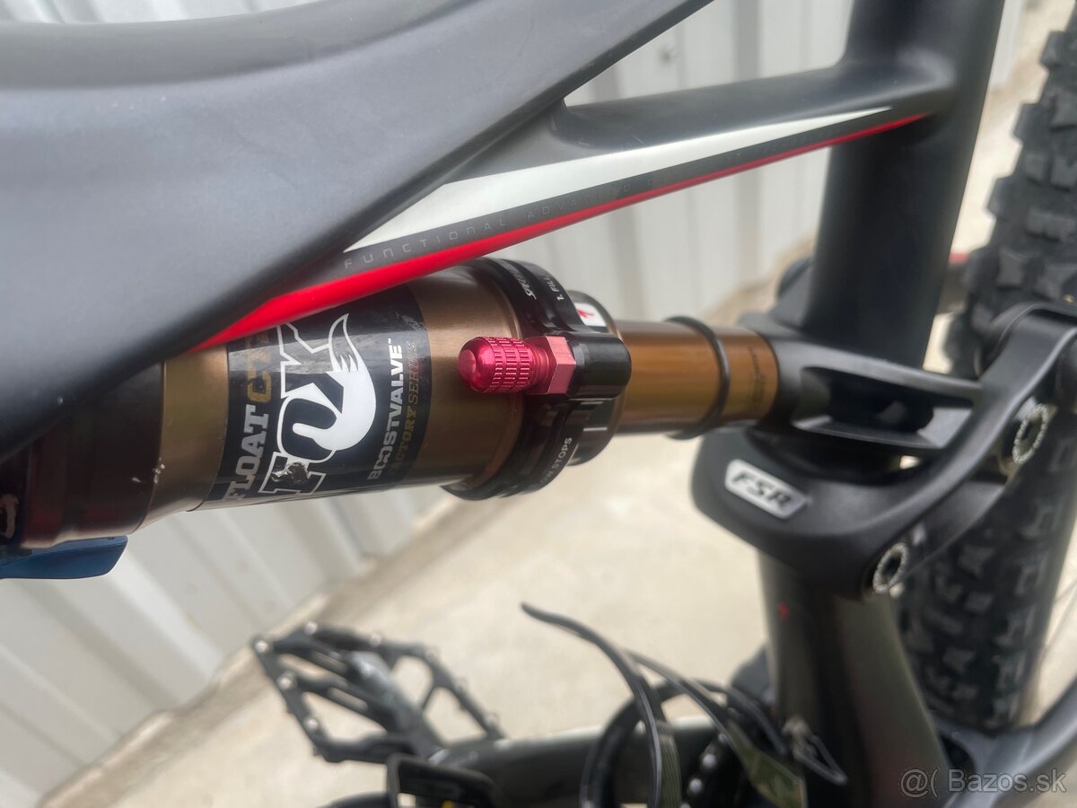 Specialized stumpjumper Carbon 29 - 12