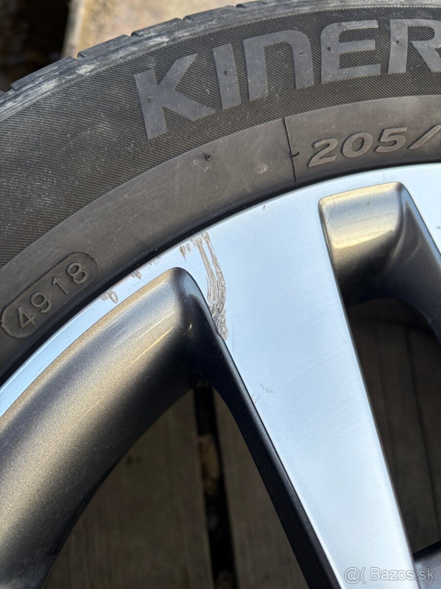 Hliníkové disky s pneumatikami - 12