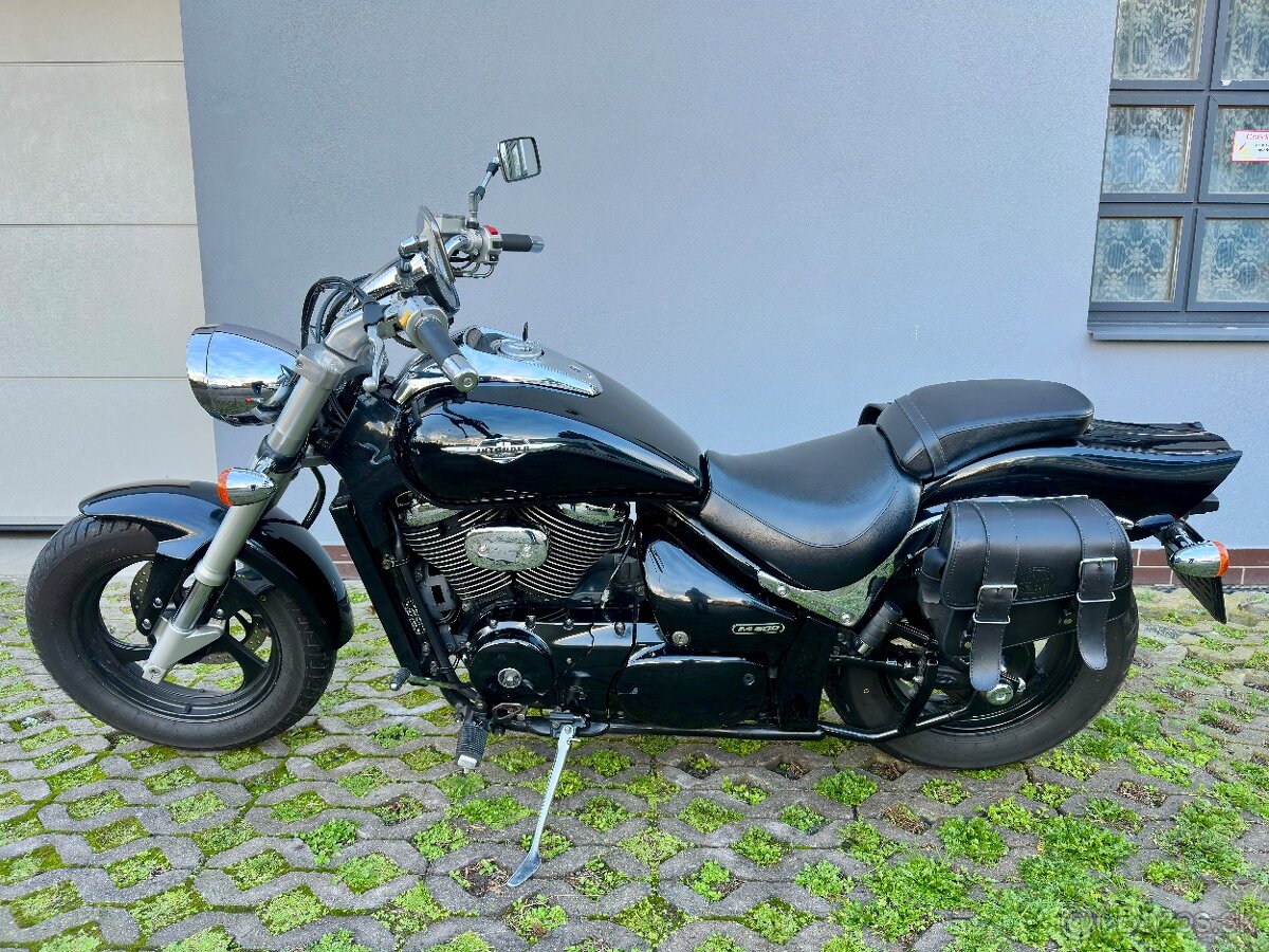 Suzuki c 800 Intruder - 12