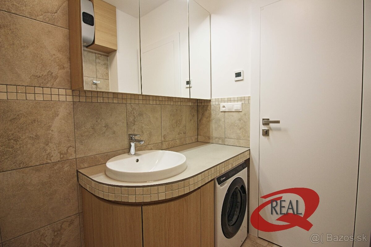 BEZ PROVÍZIE// NADŠTANDARDNE VYBAVENÝ BYT V CENTRE - 12