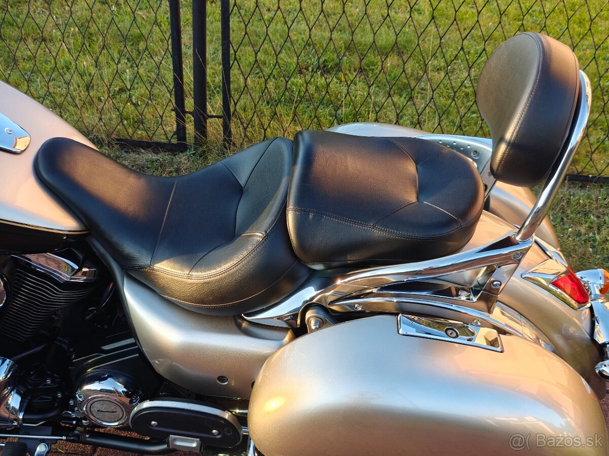 Kawasaki VN 1700 Classic Tourer Nomad - 12