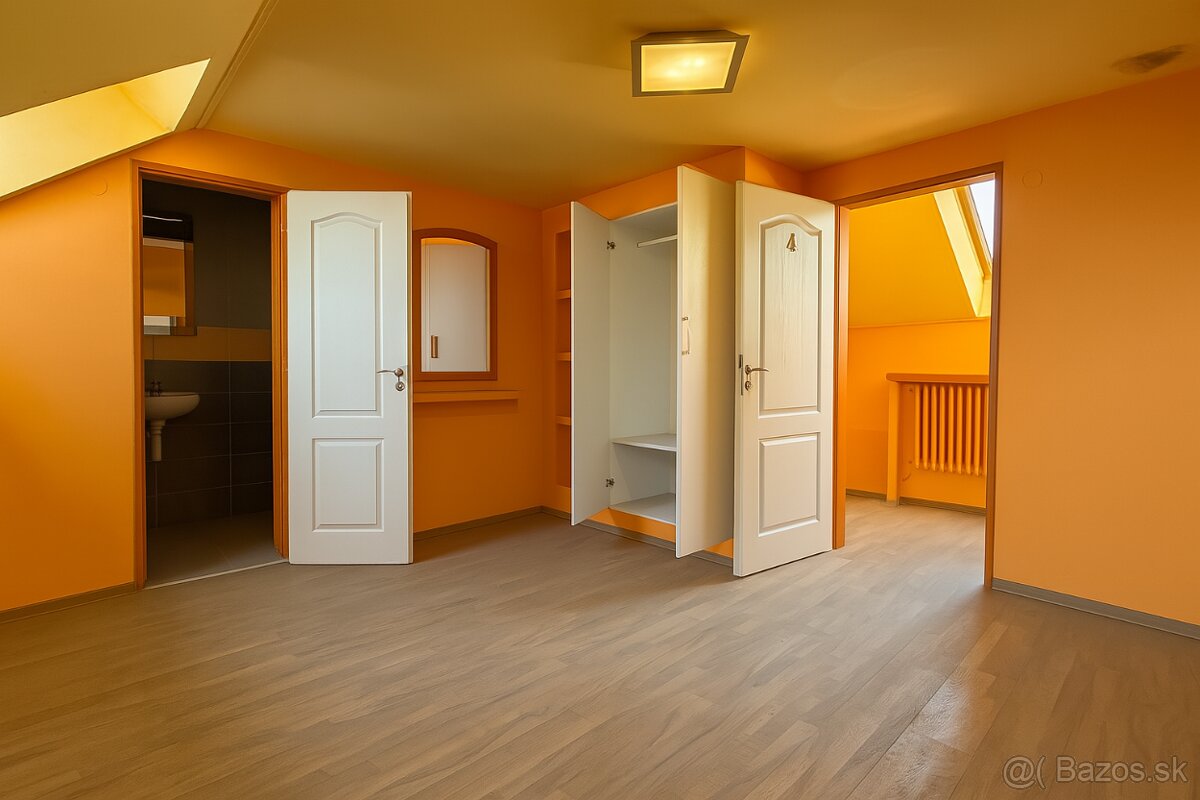 DVE BUDOVY S VEĽKÝM POTENCIÁLOM NA PODNIKANIE AJ INVESTÍCIU - 12