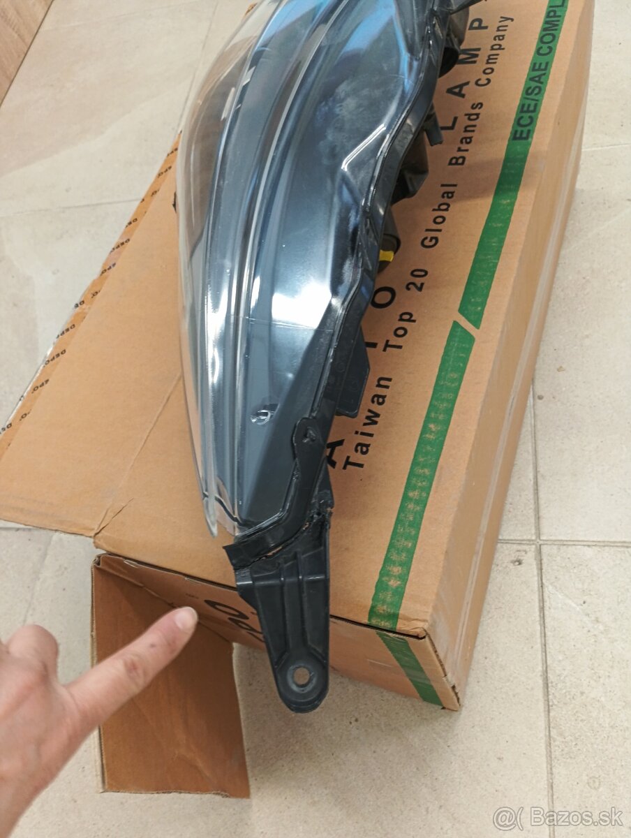 Ľavé predné svetlo Toyota Aygo - 12