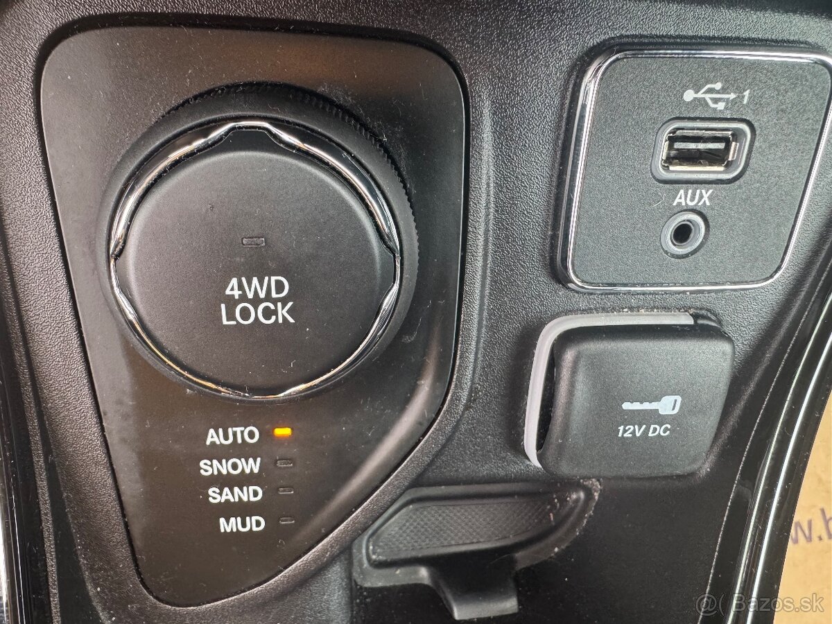 Jeep Compass 2.0L MJet 140 4WD S-Limited A/T - 12