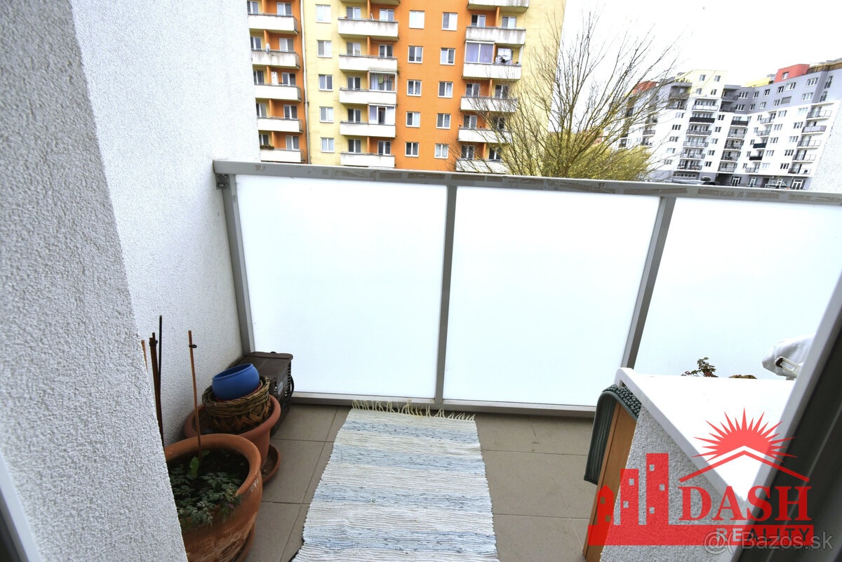 Na predaj 3 izbový byt s lodžiou, 77 m2, Trenčín ul. Halalov - 12