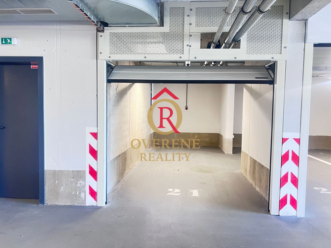 Exkluzívna garáž s vlastným vstupom a bránou HÖRMANN – jedin - 12