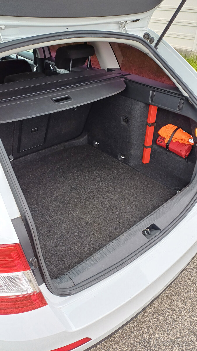 Škodu Octavia Combi 1.6 TDI (2017) - 12