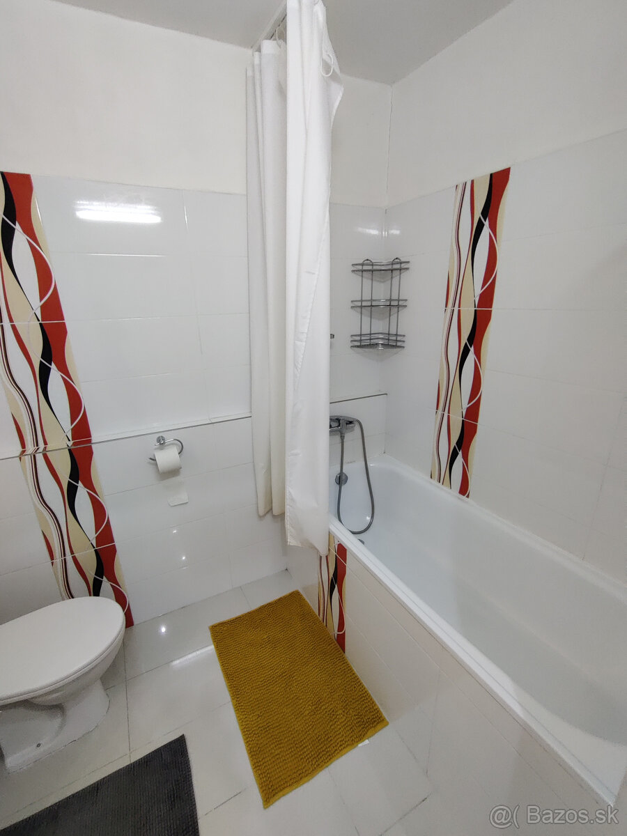 3 izb. blízko CENTRA, Kuzmányho, ul. Kpt. Nálepku, rekonšt. - 12