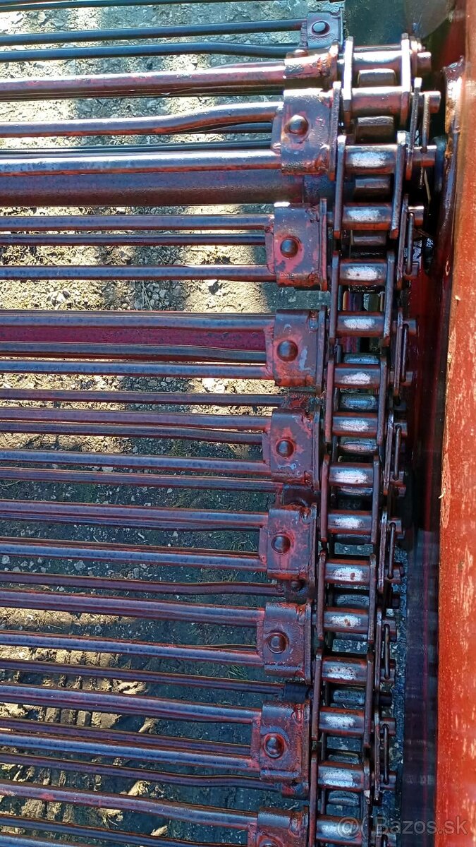 Vyorávač brambor TEK, pěkný stav, 2 kusý do výběru - 12