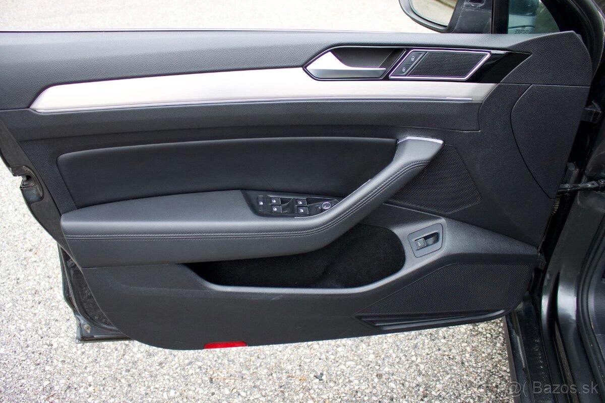 Volkswagen Passat 2.0 TDI, R-Line, 12 186 Eur bez DPH - 12