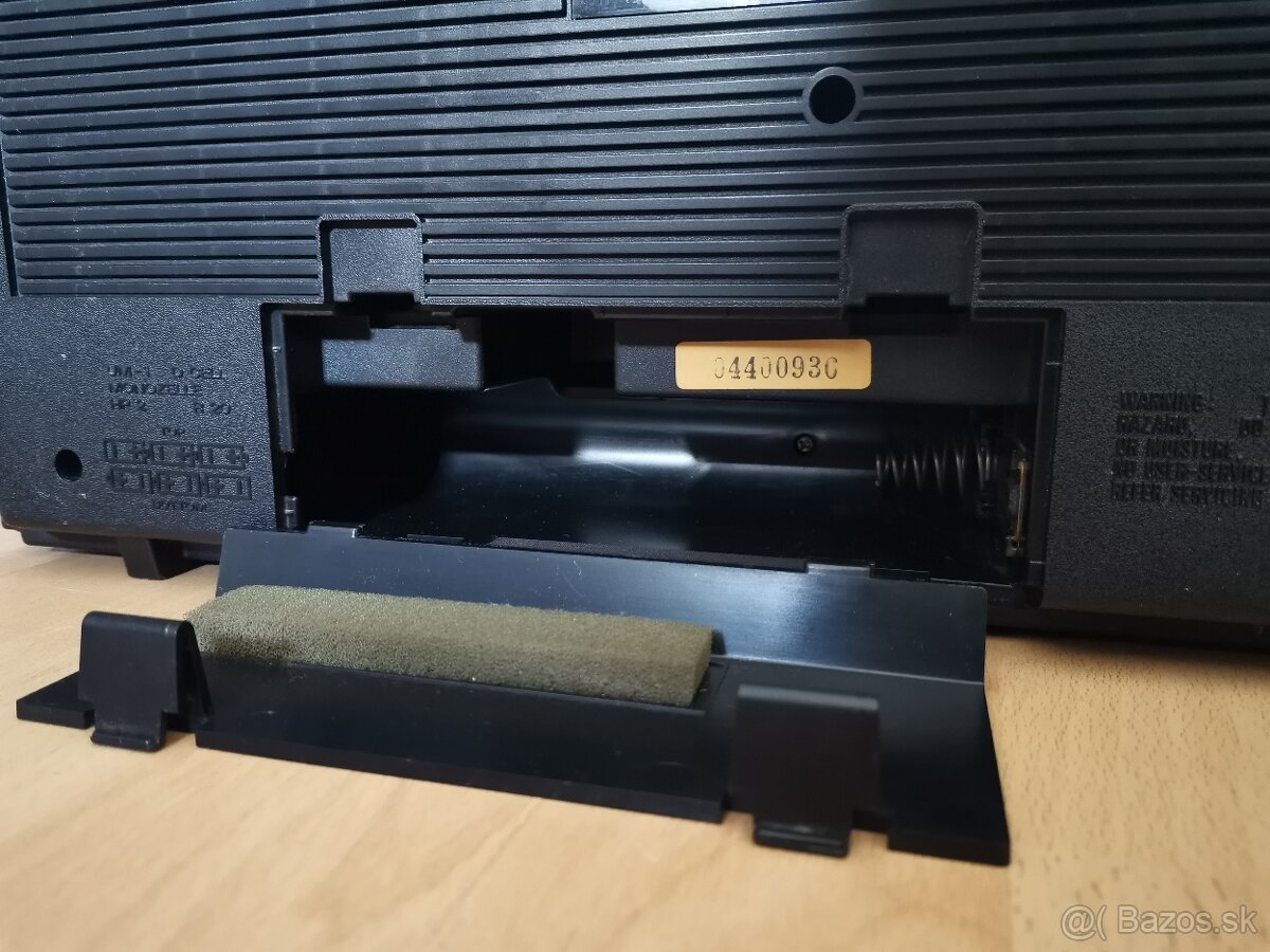 RÁDIOMAGNETOFON SANYO M-4200LU - 12