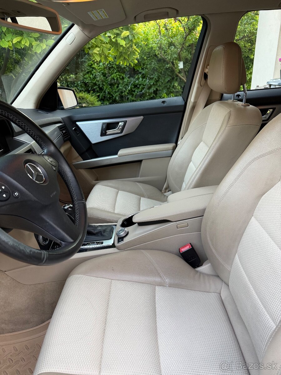 Mercedes-Benz GLK 220 CDI BlueEFFICIENCY 4MATIC A/T - 12