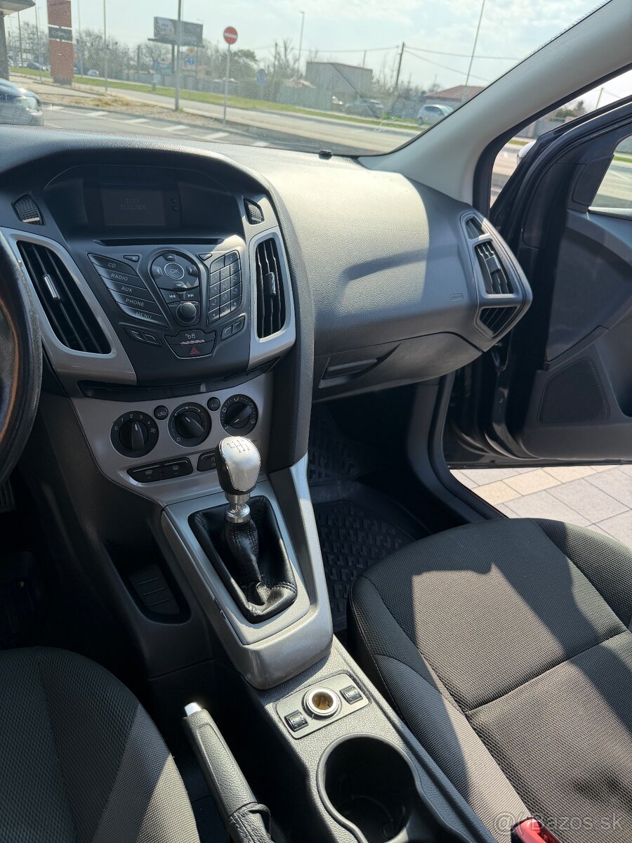 Ford Focus Combi Mk3 1.6 TDCi 70 kW - 12