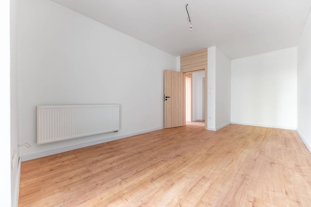 Jedinečný 4-izbový byt, 132m2 pri centre mesta s terasou - 12