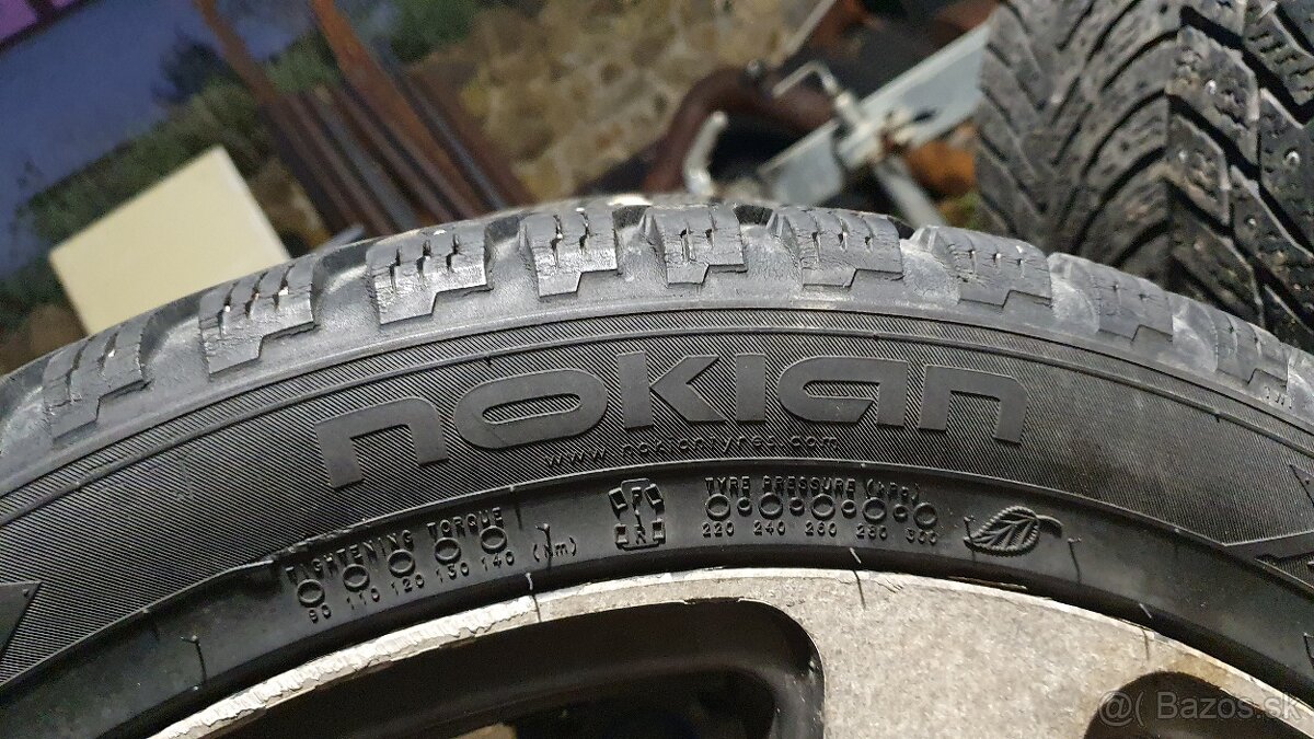 Zimné pneu 225/45 R18 s hrotmi 4KS - 12