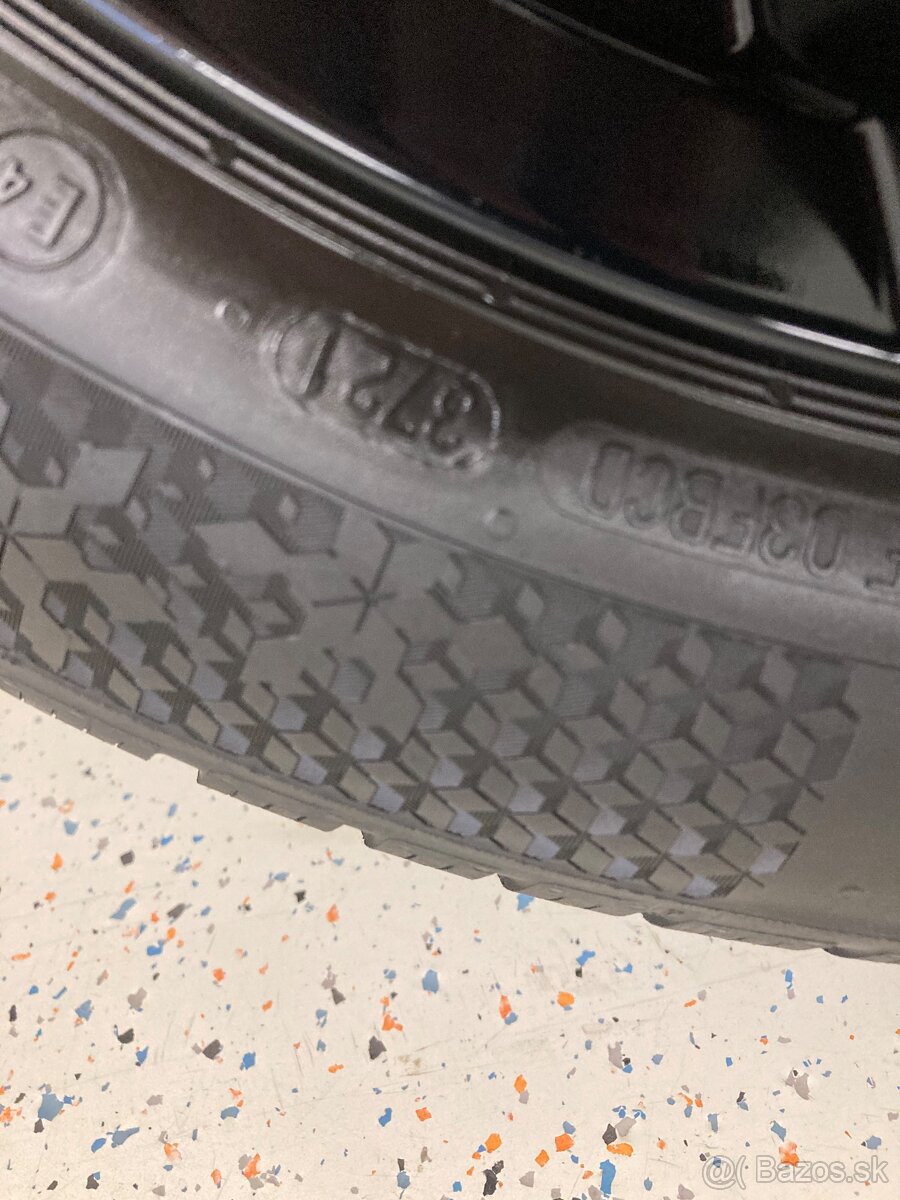 Zimná sada 5x112 7,5J ET40 215/55 R17 - 12