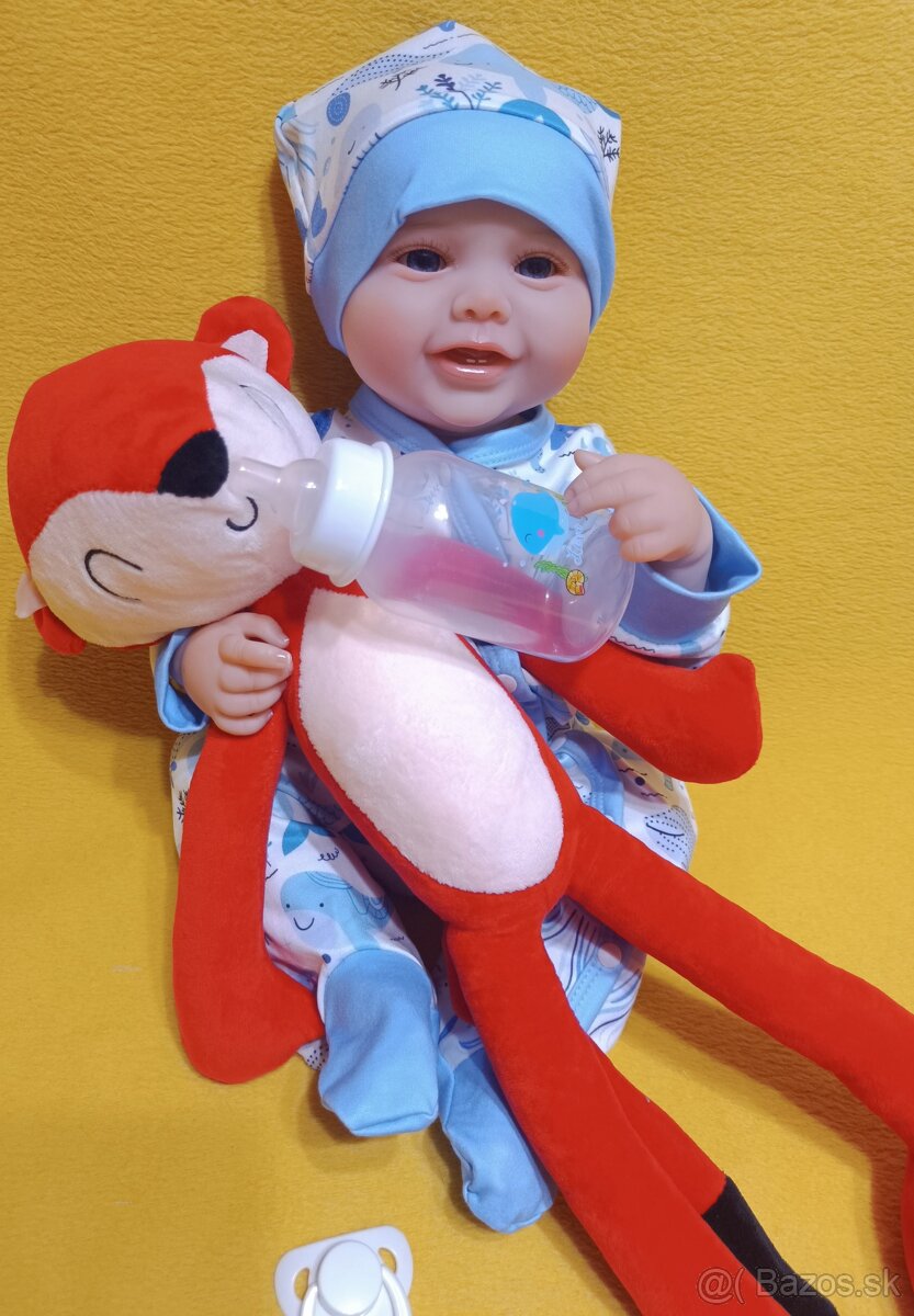 Realistická bábika usmievavý Maxík - 12