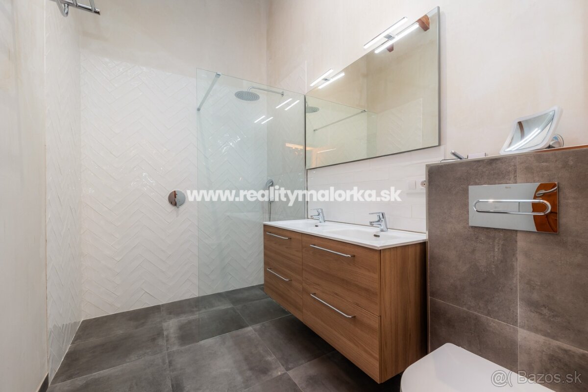 Na predaj 6-izbový dom s bazénom v Capdepera, Malorka - 12