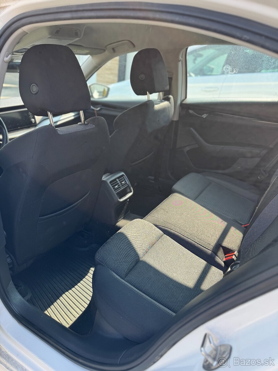 škoda octavia 2.0 tdi - 12