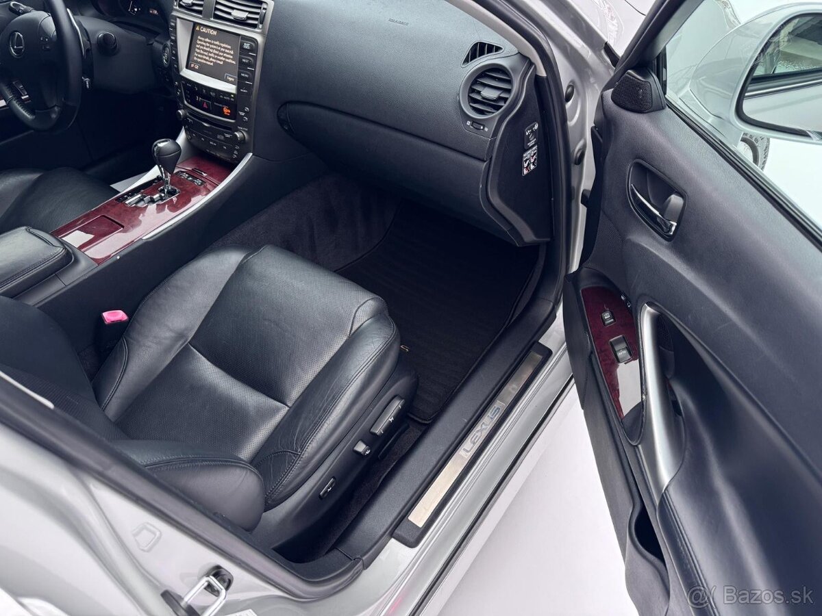 LEXUS IS250 - 12