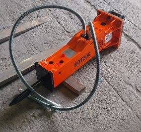 Hydraulické búracie kladivá - 12