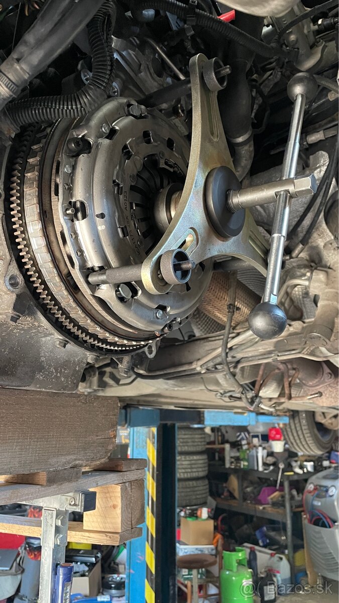 Ford Focus st 2.5 - 12