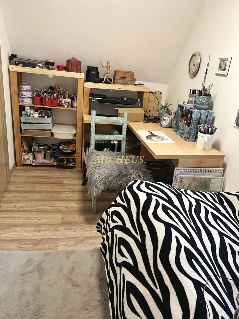 NA PREDAJ CELOROČNE OBÝVATEĽNÁ CHALUPA - 12