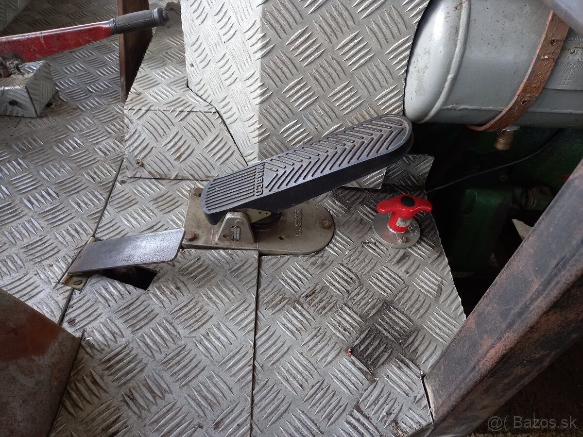 Traktor domácej vyroby - 12