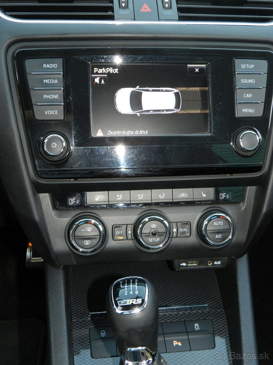 Škoda Octavia III Combi 2.0 TDI RS - 12