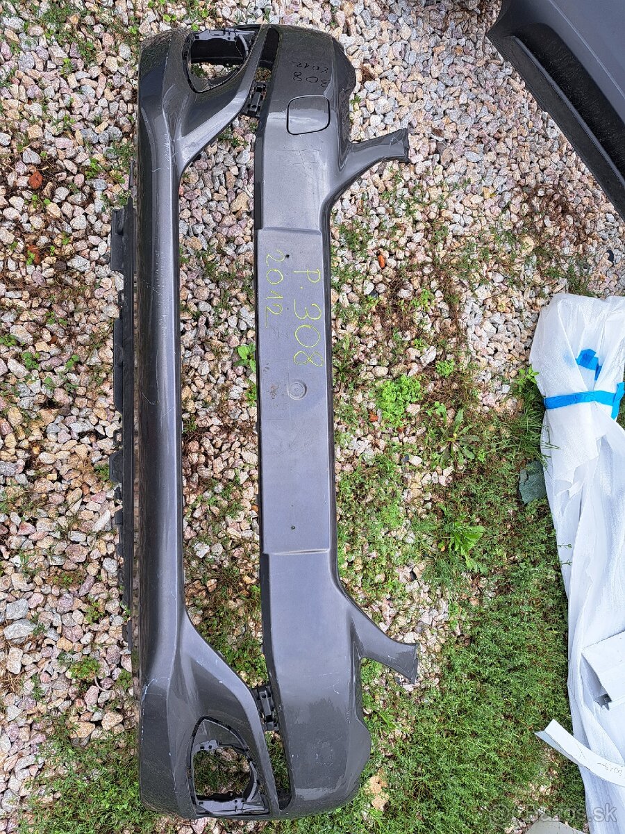 Peugeot Nárazník. - 12