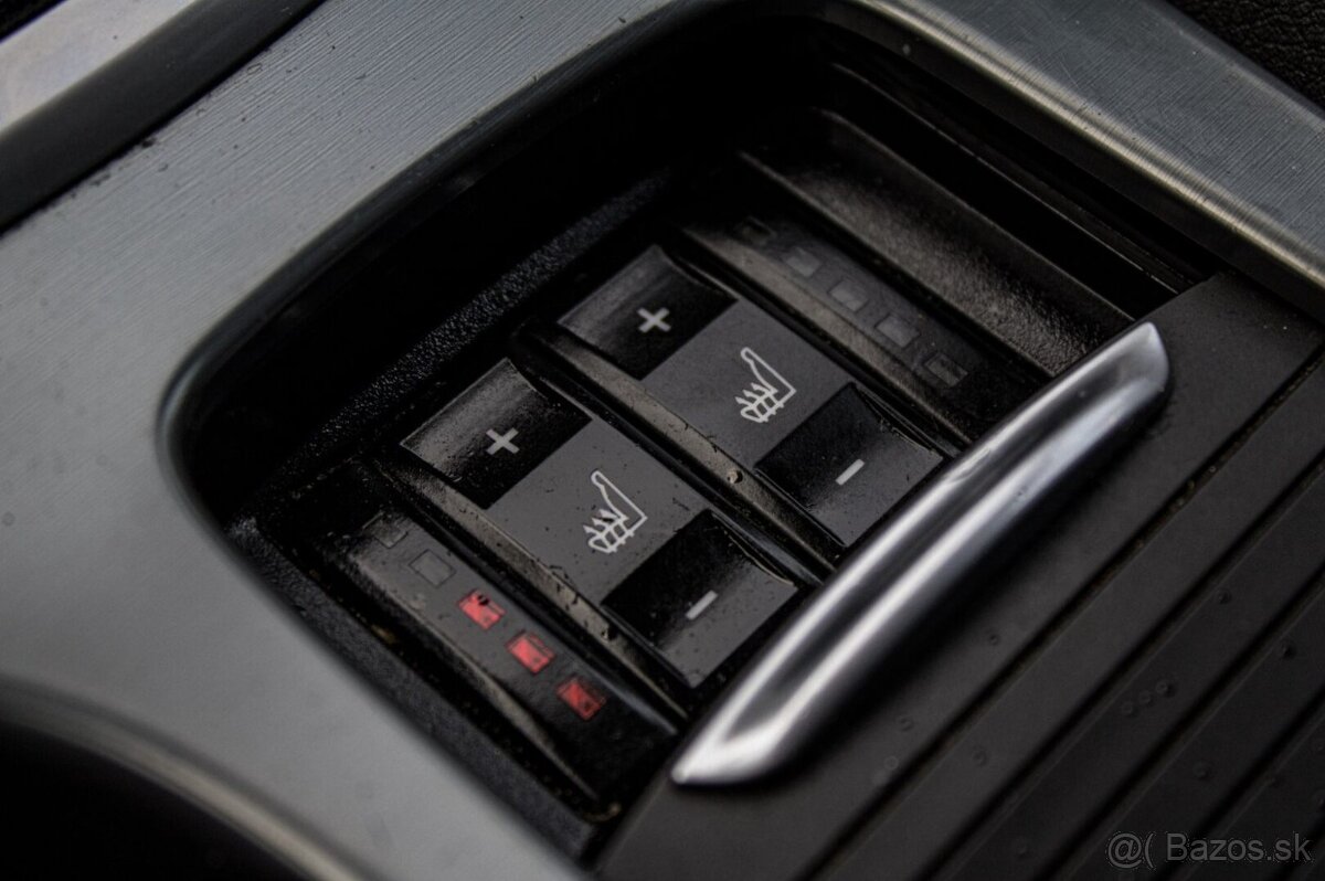 Ford Mondeo Combi 2.0 TDCi Titanium S | Nelakované | - 12