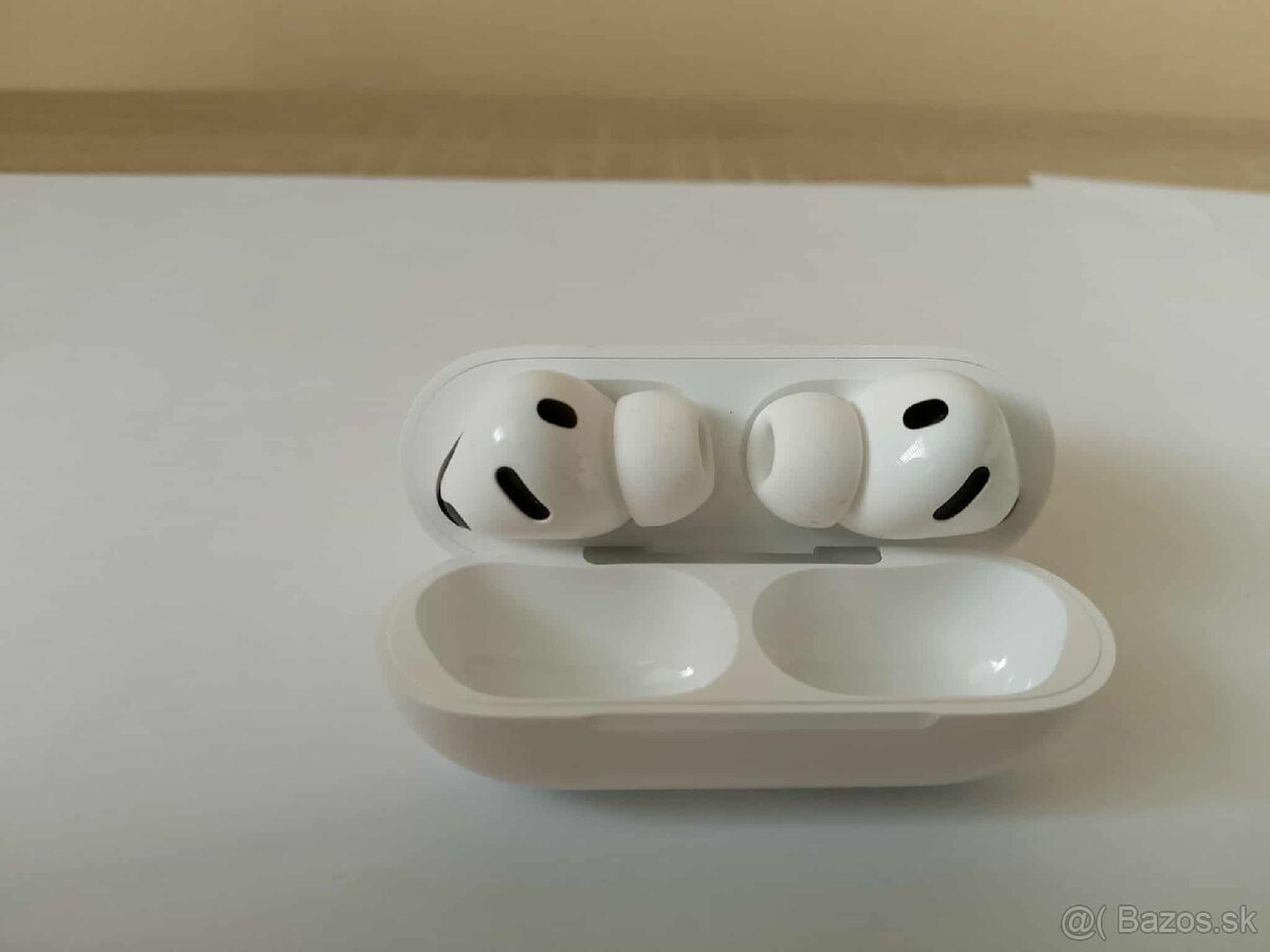 Nové Apple Airpods PRO 3 - 12