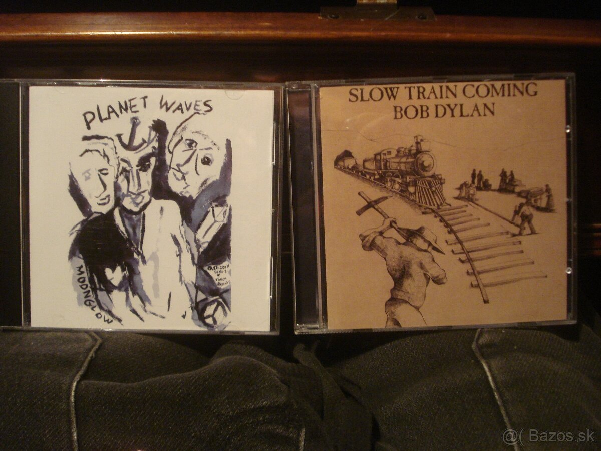 CD RAINBOW DYLAN R.STONES AHA ZZ TOP P.JAM McCARTNEY SCOOTER - 12